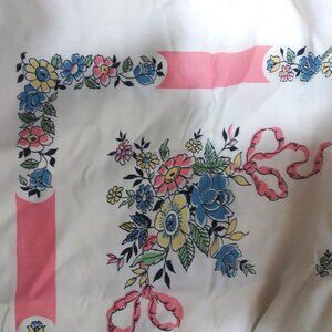 Vintage Broderie Creations hand-printed Flowers rayon tablecloth 1930-1940  NEW